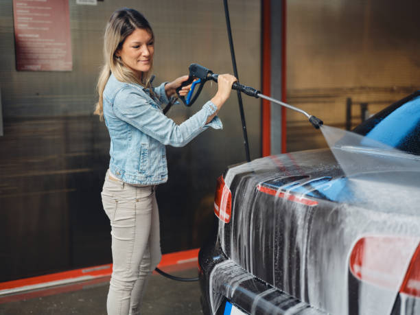 Best Garage Pressure Washing  in Claremont, NC